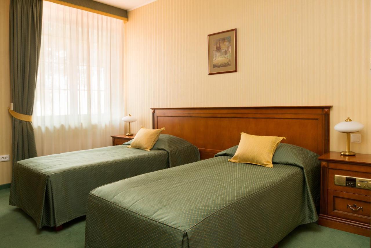 Stacja Nowa Gdynia Bed & Breakfast Aquapark Zgierz Ngoại thất bức ảnh